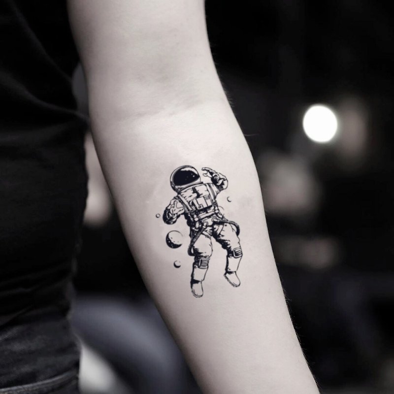 Astronaut Temporary Fake Tattoo Sticker (Set of 2) - OhMyTat - Temporary Tattoos - Paper Black