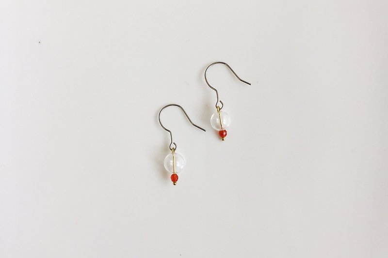 Small red bubble glass modeling earrings - ต่างหู - โลหะ สีแดง