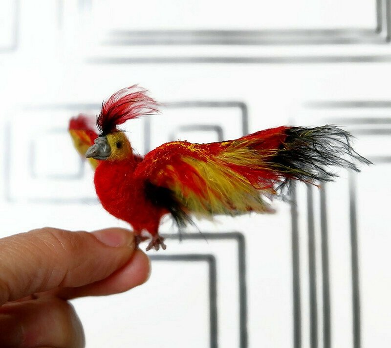 The Phoenix Bird, the Firebird, a miniature fairy tale bird, is made to order. - ตุ๊กตา - วัสดุอื่นๆ หลากหลายสี
