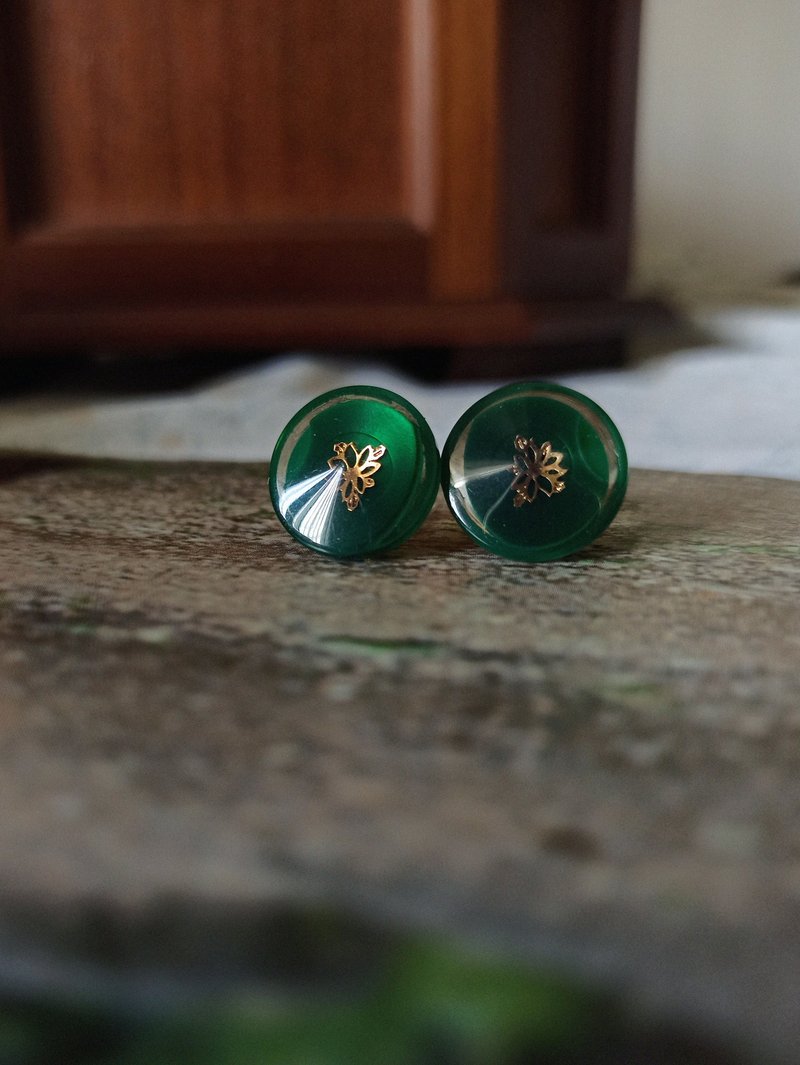 Emerald Cat's Eye Gold Leaf Earrings - Vintage - Earrings & Clip-ons - Other Materials Green