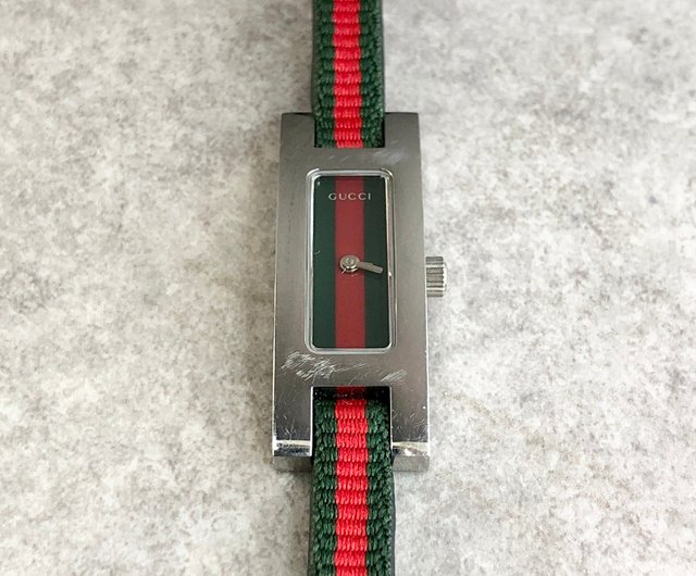 ☆【美品】グッチヴィンテージシェリーライン.ネイビー腕時計(稼働品) グッチ GUCCI クォーツ ネイビー×アイボリー文字盤 シェリー