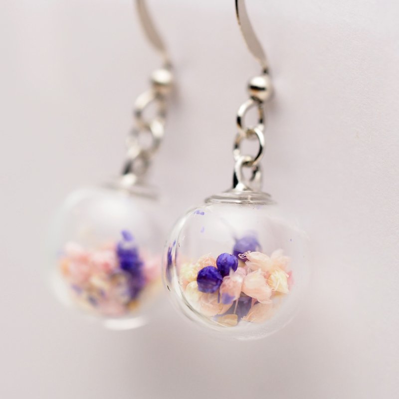 OMYWAY Handmade Dried Flower - Glass Globe - Earrings 1.2cm - Earrings & Clip-ons - Glass Pink