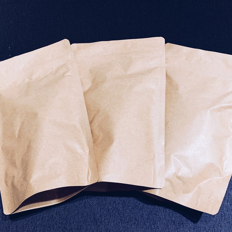 自慢堂 嚴選茶系列 雲南無量山 單株古樹 生普 - 茶葉/茶包 - 其他材質 