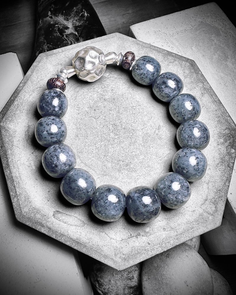 14mm 和田青花點墨 鍛敲珠銀製手串 - 手鍊/手環 - 玉石 