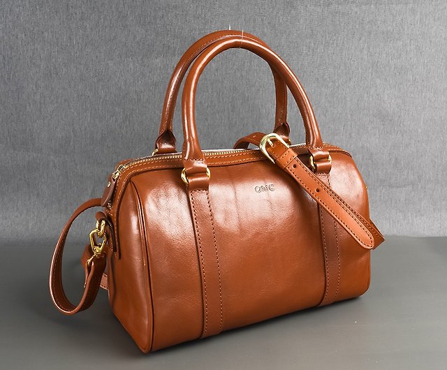 Italian vegetable tanned leather Boston bag (brown) - Shop omc