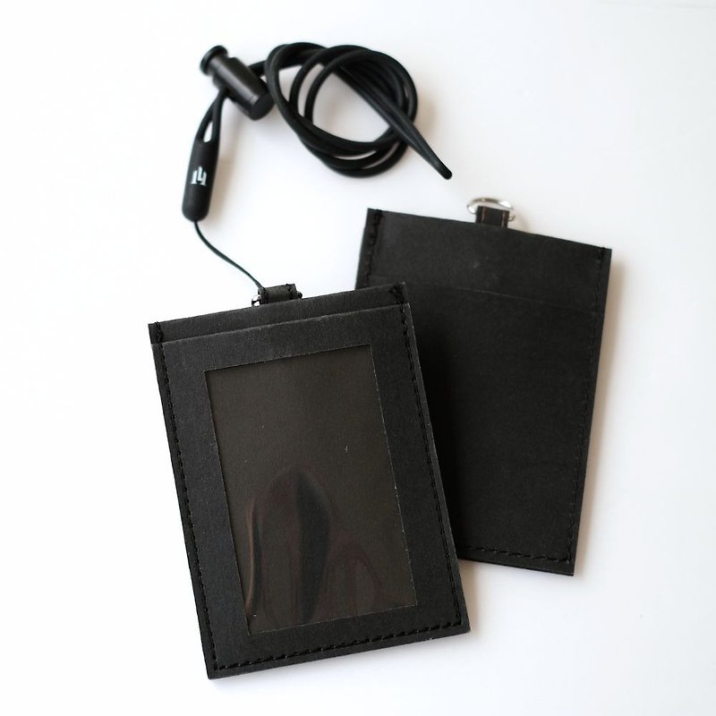 LOGINHEART | Double-sided induction ID card holder with classic black card does not interfere with the handmade warranty of the craftsman - ที่ใส่บัตรคล้องคอ - กระดาษ 