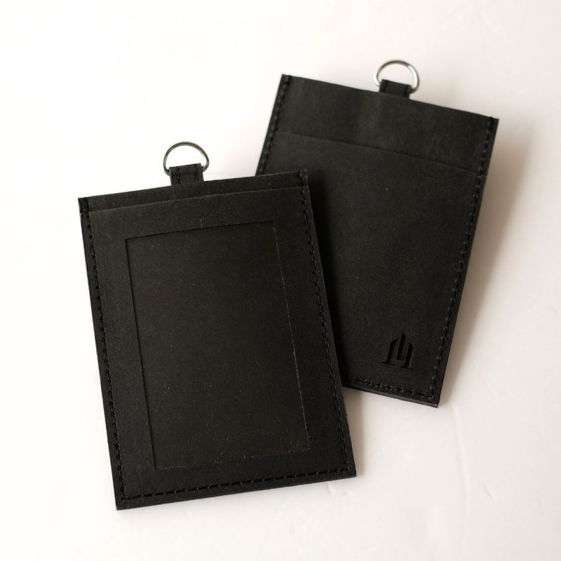 LOGINHEART | Double-sided induction ID card holder with classic black card does not interfere with the handmade warranty of the craftsman - ที่ใส่บัตรคล้องคอ - กระดาษ 