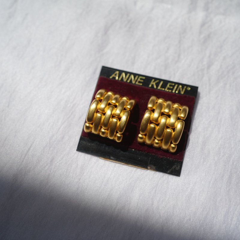 Givenchy Givenchy retro antique jewelry Clip-On earrings vintage mother's day - ต่างหู - โลหะ สีทอง