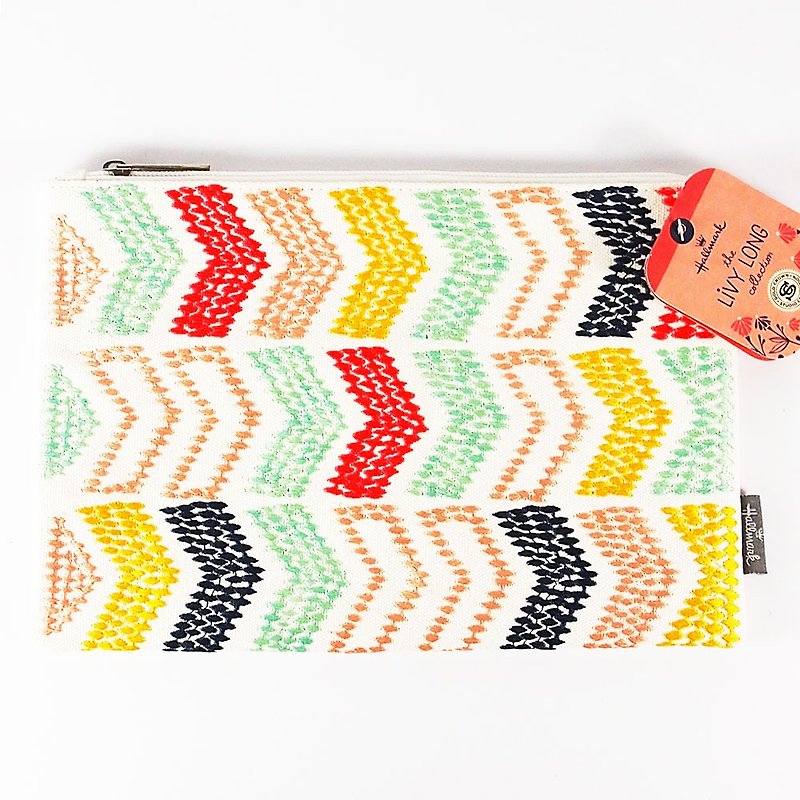 Colorful arrow cloth woven clutch [Hallmark-Livy Long series designer handbag] - กระเป๋าคลัทช์ - วัสดุอื่นๆ หลากหลายสี