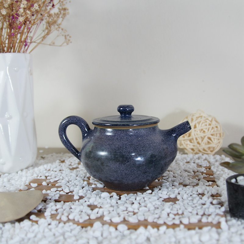 藍莓茶壺-容量約140ml - 茶壺/茶杯/茶具 - 陶 藍色