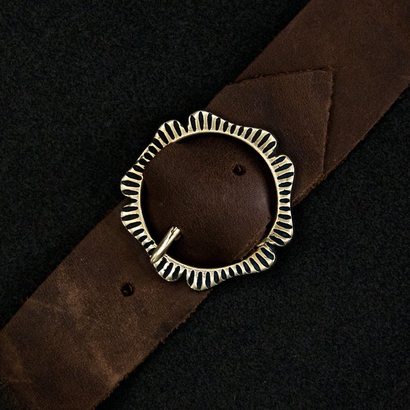 Custom Metal Flower Beltbuckle / Flower Belt Buckle Accessory for Women - Belts - Copper & Brass Gold