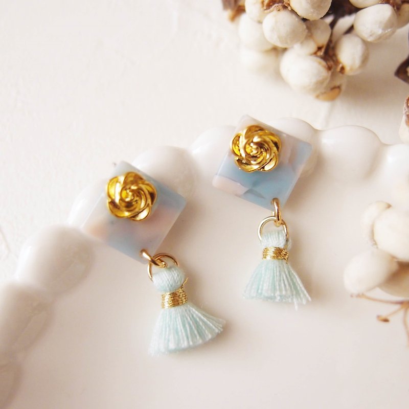 amber. Light x autumn and winter tassels - clip earrings, pin earrings, stainless steel earrings - Earrings & Clip-ons - Plastic Blue