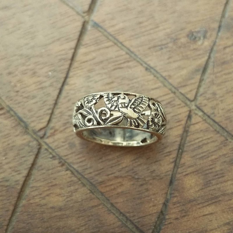 美國古董飾品 老鷹與花草圖騰雕紋黃銅戒指 - 戒指 - 銅/黃銅 金色
