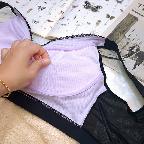 No steel ring underwear ZERO gravity-free moisture-wicking bra  (M-XXXL/black purple) - Shop ayibra Women's Underwear - Pinkoi