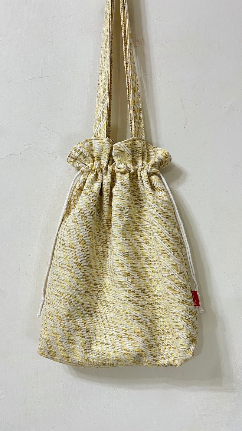 From2j4手工布包_花路肩背包(Golden hour) - 側背包/斜背包 - 棉．麻 黃色