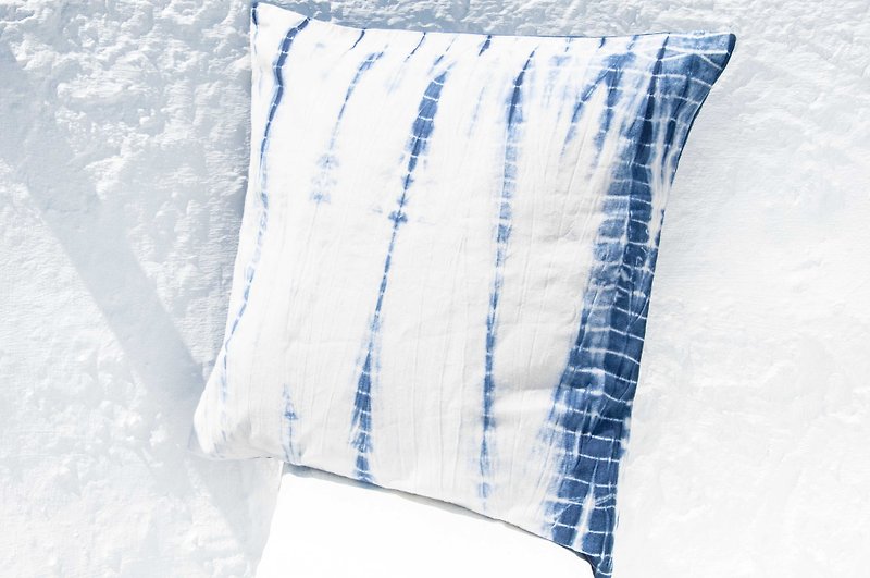 Blue dyed pillowcase/cotton pillowcase/printed pillowcase/indigo blue dyed pillowcase-blue dyed bamboo forest - หมอน - ผ้าฝ้าย/ผ้าลินิน สีน้ำเงิน