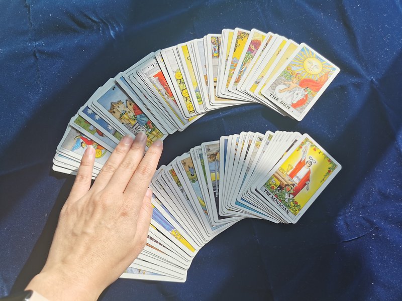 【Workshop(s)】【Online】Tarot card divination case experience