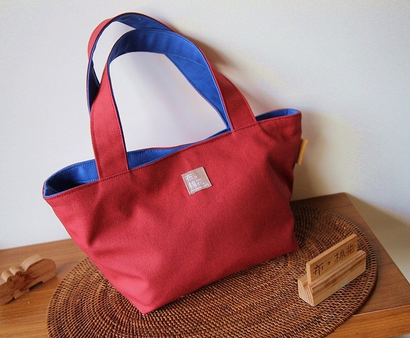 Cotton Fabric: Shoulder bag, Handbag, Red Canvas, Blue Canvas inside - กระเป๋าถือ - วัสดุอื่นๆ สีแดง
