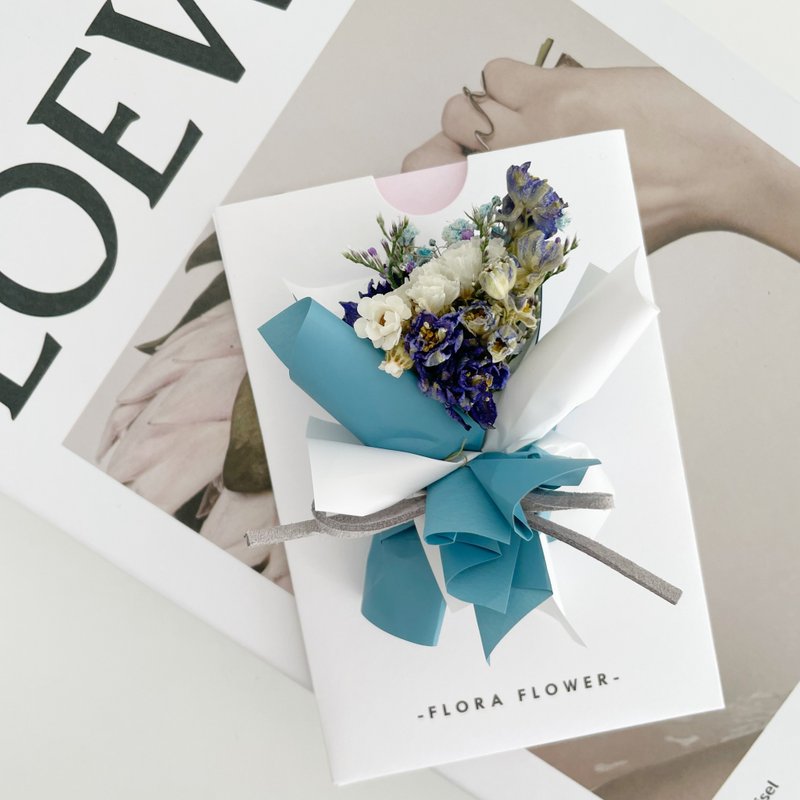 Flora Flower dried flower card - blue and white - ช่อดอกไม้แห้ง - พืช/ดอกไม้ สีน้ำเงิน