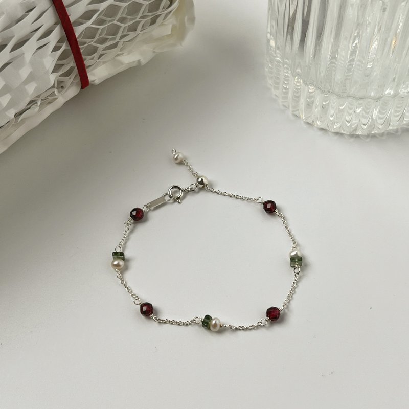 Green Stone Stone Freshwater Pearl/ Natural Crystal Bracelet Bracelet Customized Natural Stone - สร้อยข้อมือ - คริสตัล สีเขียว