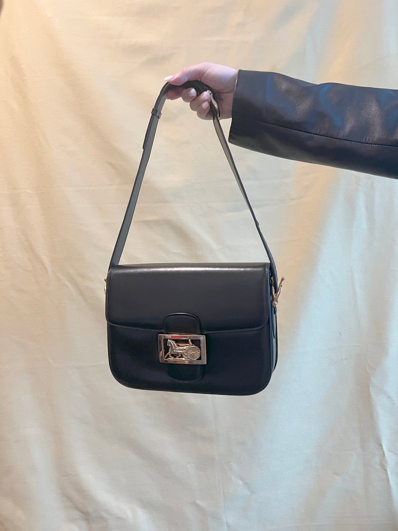Celine經典稀有馬車黑色中古斜背包側肩袋 日本二手Vintage - 側背包/斜背包 - 真皮 黑色