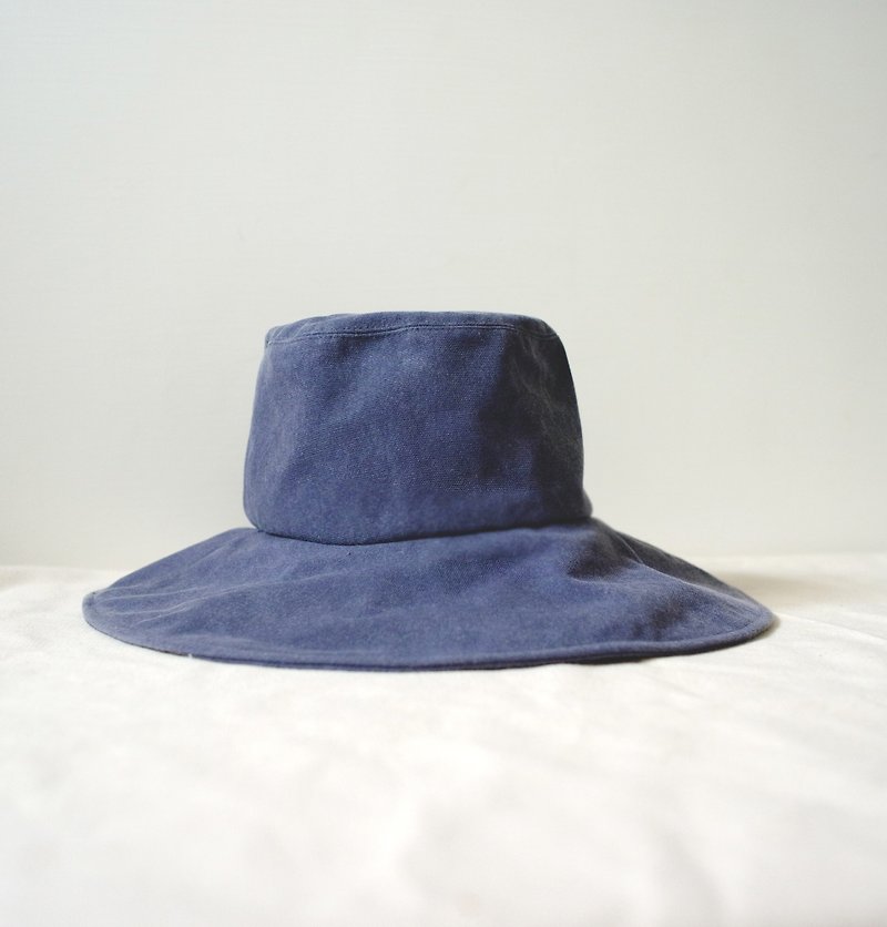 バイオレット手の帽子つばの幅 - 帽子 - コットン・麻 ブルー
