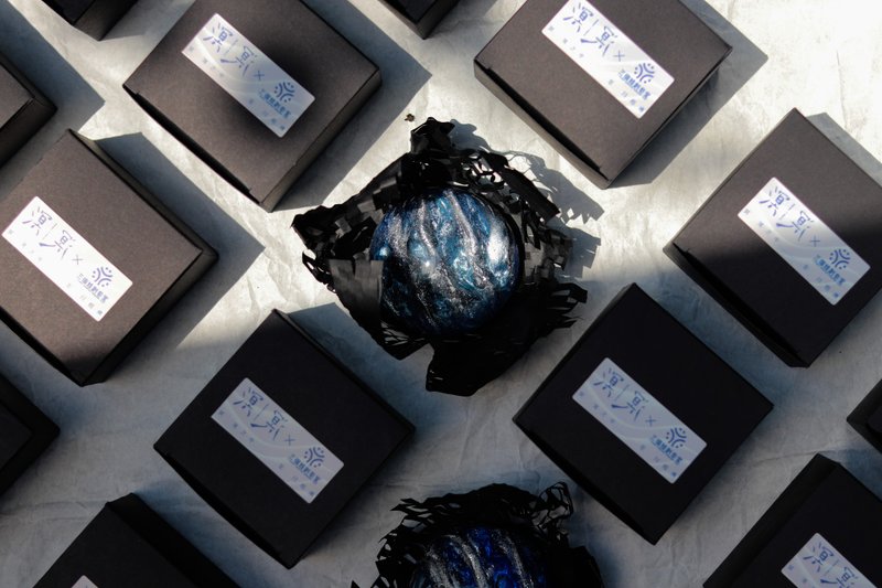 Limited movie co-branded model #星鲜领测amino acid handmade soap - Soap - Concentrate & Extracts Blue