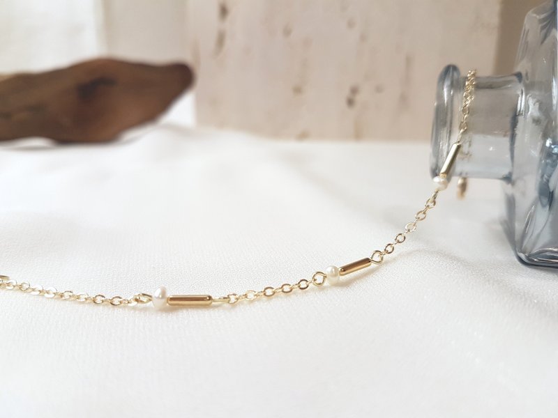 Sunset Avenue‧ Pearl Line Thin Bracelet - Bracelets - Pearl Gold