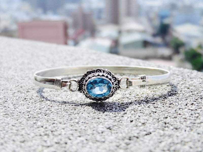 Blue topaz 925 silver handmade  bracelet - Earrings & Clip-ons - Gemstone Blue