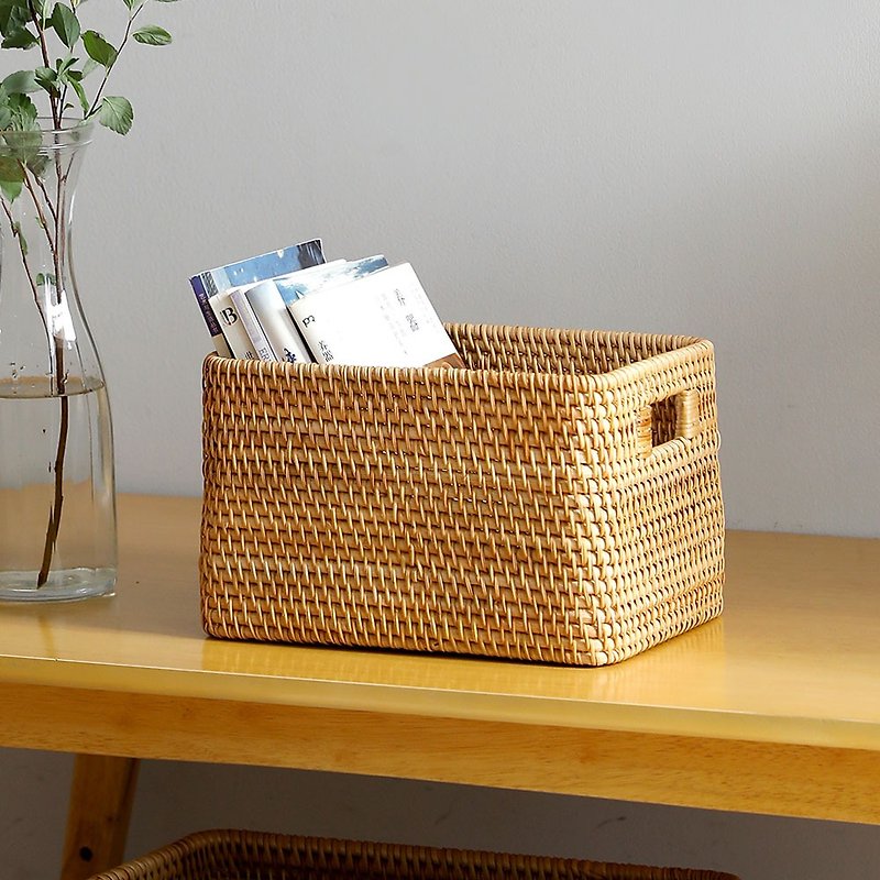 Japanese Frost Mountain Unprinted Style Rattan Storage Basket with Handles (Small Style) - กล่องเก็บของ - วัสดุอื่นๆ สีนำ้ตาล