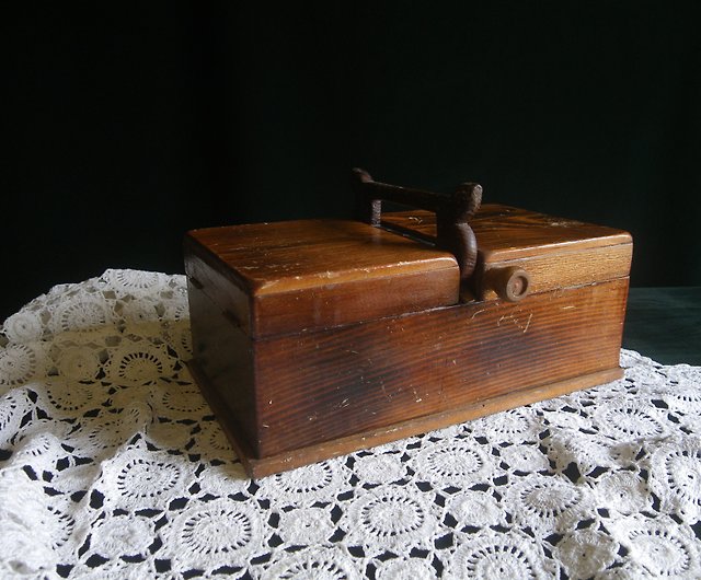 昔】日本の初期の木製制裁裁縫箱 - ショップ OLD-TIME Vintage