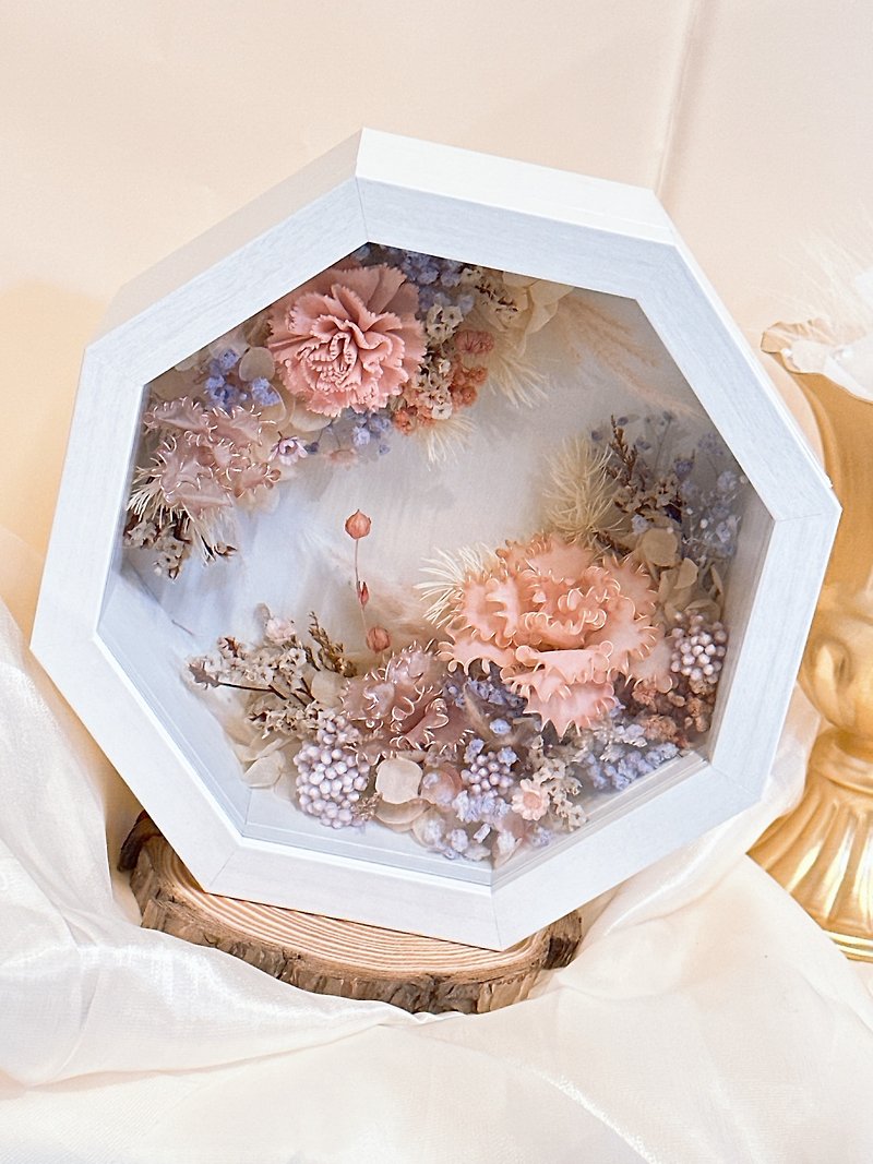[Yunchuge Flower Art Handmade] Carnation Eight-sided Glass Flower Box - Dried Flowers & Bouquets - Plants & Flowers Multicolor