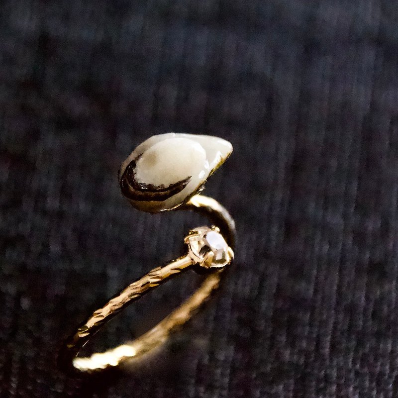 生牡蠣好きのためのリング　ゴールド - 戒指 - 黏土 金色