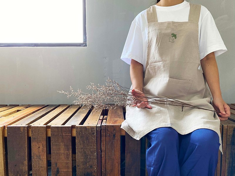 [Optional picture of handmade silk printing] Japanese texture apron washed linen cotton strap design for adults and children - อื่นๆ - ผ้าฝ้าย/ผ้าลินิน หลากหลายสี