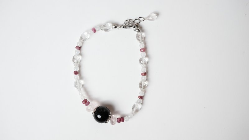 [Pink Lady] Hand-made X natural stone bracelet - สร้อยข้อมือ - โลหะ 