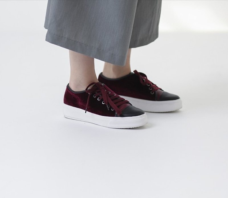 Thick rope strap beveled asymmetric structure suede leather casual shoes red black - Women's Casual Shoes - Genuine Leather Red