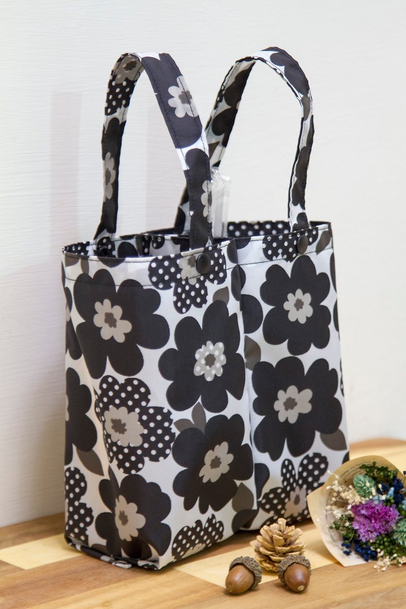 【Gi LAI】環保雙杯手提袋/情侶飲料袋－普普風亮麗花朵-黑 - 手袋/手提袋 - 防水材質 黑色