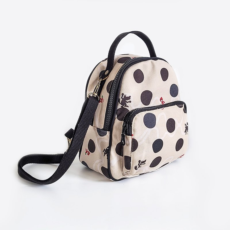 Water-repellent 3-use small backpack, side bag, shoulder bag, travel bag - Pearl Milk Tea - กระเป๋าเป้สะพายหลัง - วัสดุกันนำ้ สีกากี