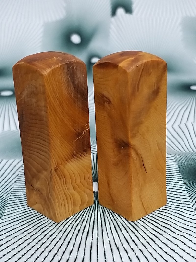 台灣檜木6分閃光印章 1對 6*1.8cm正方 420元~C5 - 印章/印台 - 木頭 