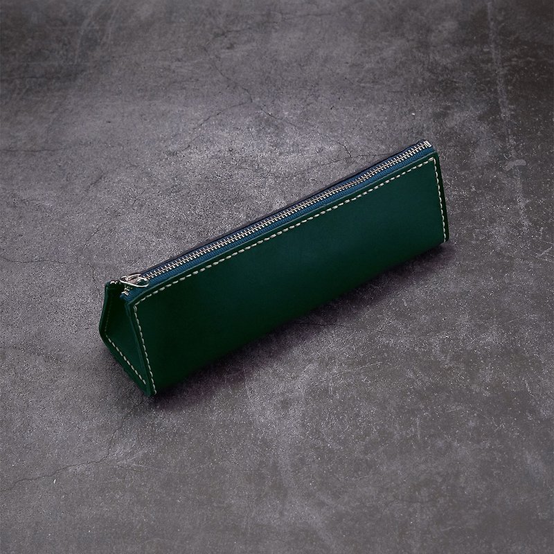 三角ジッパーペンケース（横）。手縫いレザー素材バッグ。 BSP093 - 革細工 - 革 グリーン