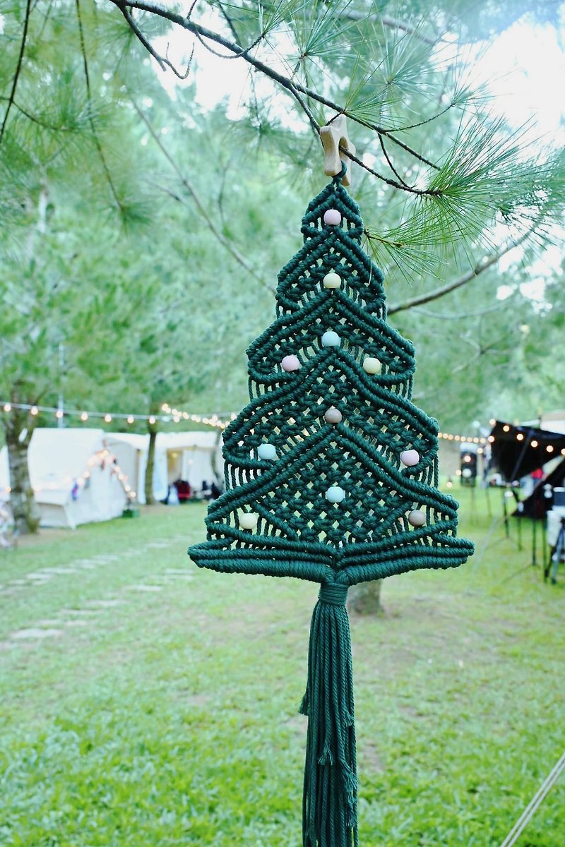 macrame Christmas tree ornaments / can be customized - ตกแต่งผนัง - ผ้าฝ้าย/ผ้าลินิน ขาว