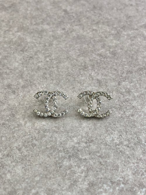 日本直送 名牌中古包 】CHANEL シャネル ピアス シルバー ココ