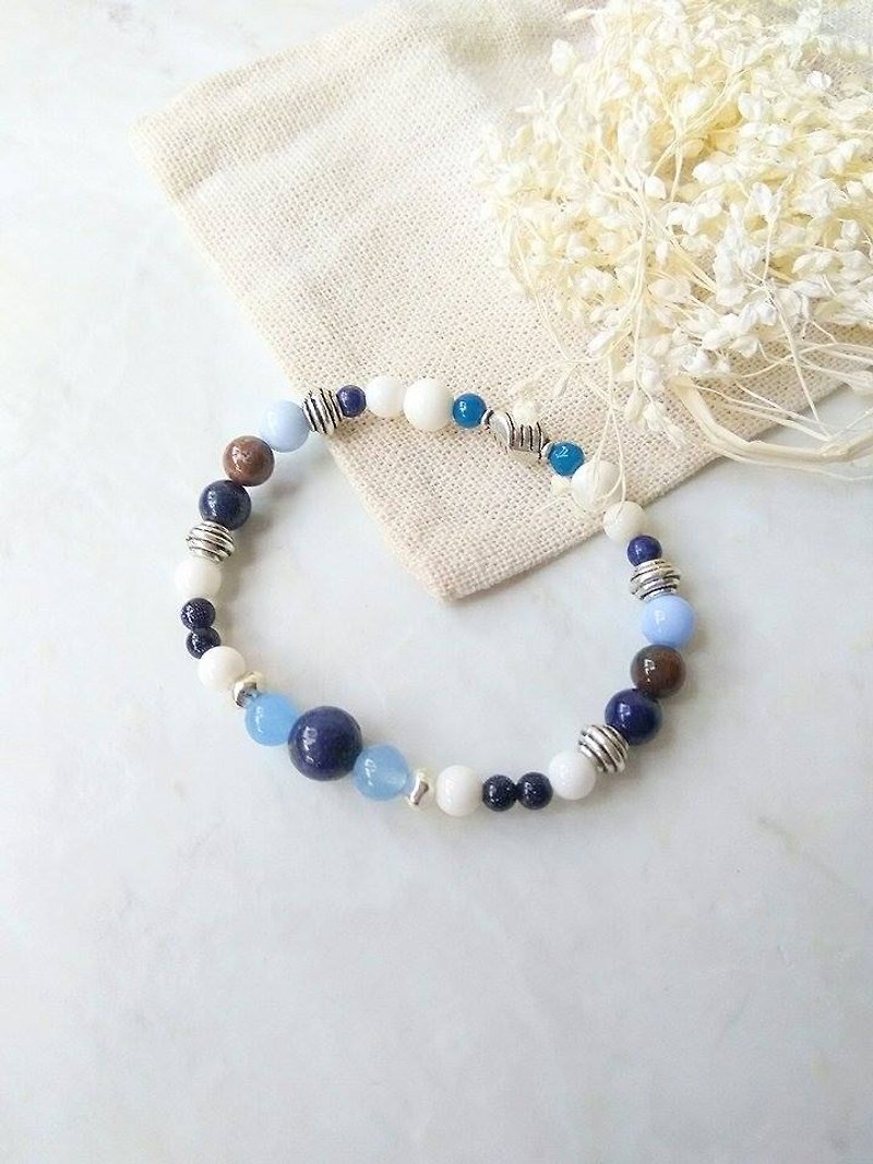 Heaven and Sea [Spiritual Treasures] Lapis Lazuli Blue Agate Chalcedony White Onyx Tibetan Silver Bracelet - สร้อยข้อมือ - เครื่องเพชรพลอย สีน้ำเงิน
