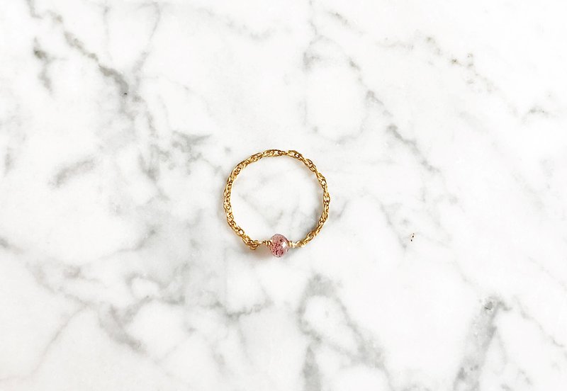 "Classic hand chain ring" American strawberry crystal 14K gold (14KGF) chain ring - General Rings - Gemstone 