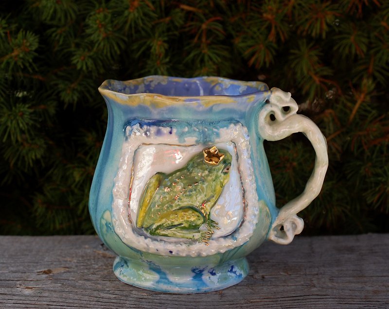 Handmade art mug Princess Frog Relief mug Blue Pottery Mug Fairy cup - แก้วมัค/แก้วกาแฟ - เครื่องลายคราม หลากหลายสี