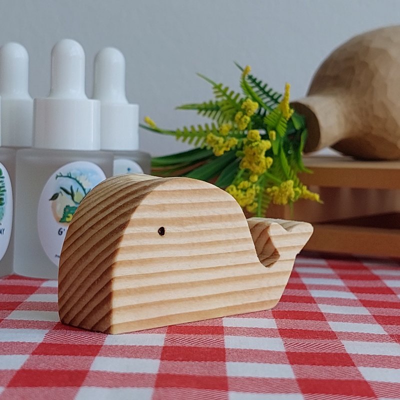 Small wood diffuser whale - 香氛/精油/擴香 - 木頭 咖啡色
