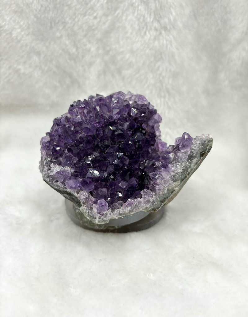 *Natural gift + spirituality*Natural Brazilian amethyst ornament Natural Amethyst - Items for Display - Crystal Purple