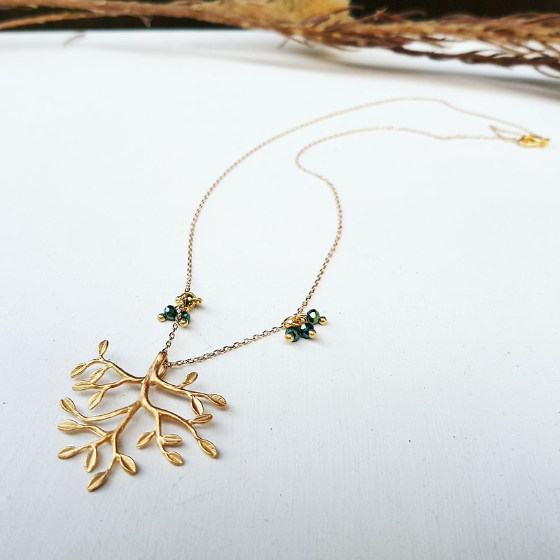 Exclusive _ Upside Down Tree Color Green Crystal Short Necklace _ Clavicle Chain _ Long Necklace - Long Necklaces - Copper & Brass Green