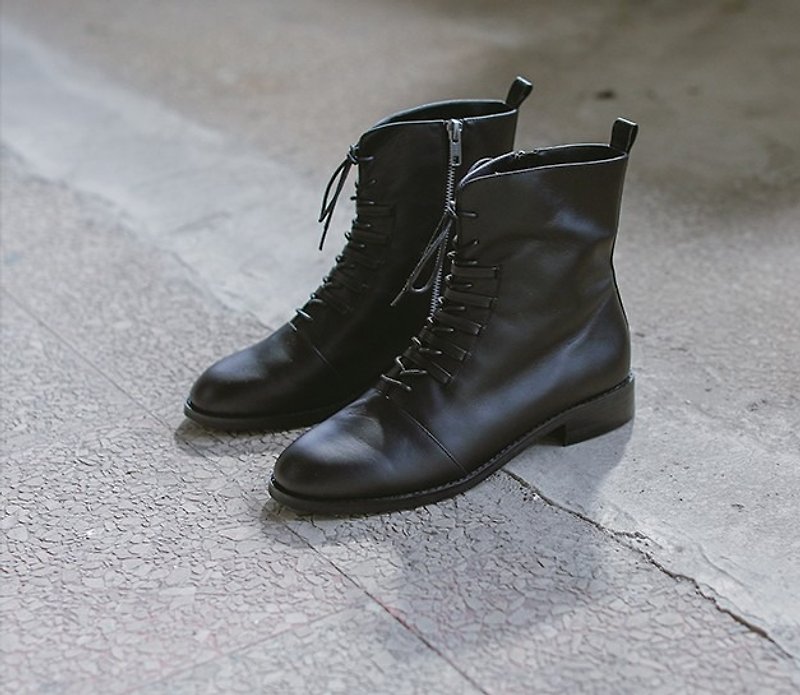Leather line flat flat leather boots black - รองเท้าบูทยาวผู้หญิง - หนังแท้ สีดำ