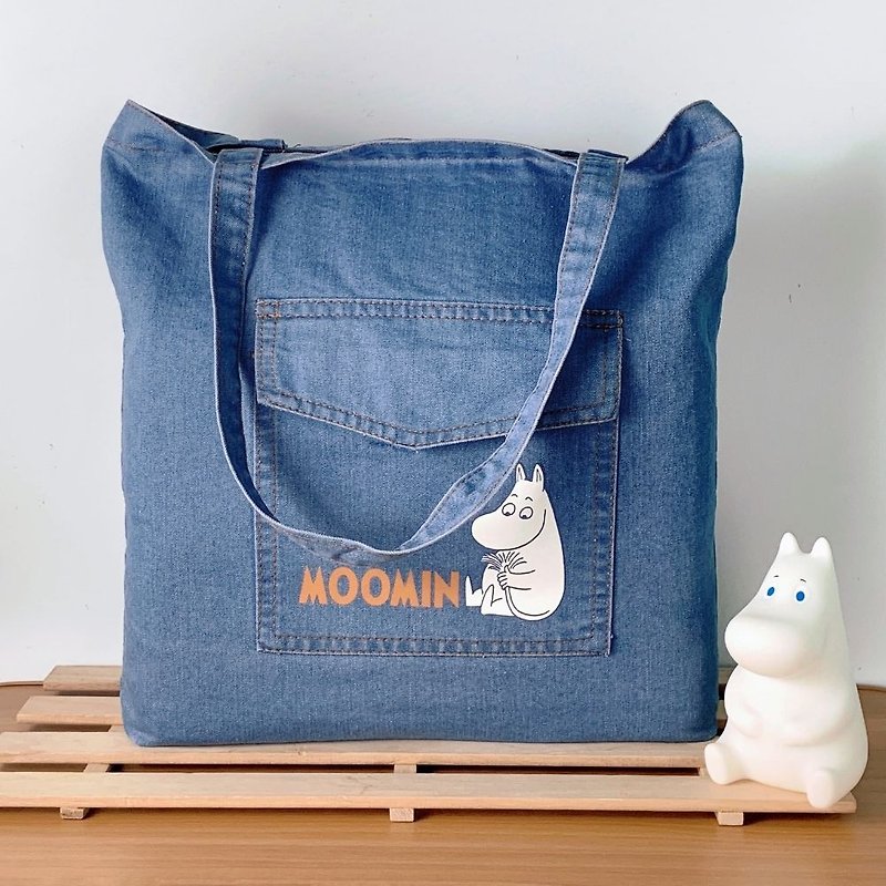 Moomin Authorized-Denim Portable Side Back Shopping Bag (Light Blue) - กระเป๋าแมสเซนเจอร์ - ผ้าฝ้าย/ผ้าลินิน ขาว